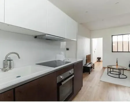 Batignolles Truffaut Charming 4p-1br Apartman